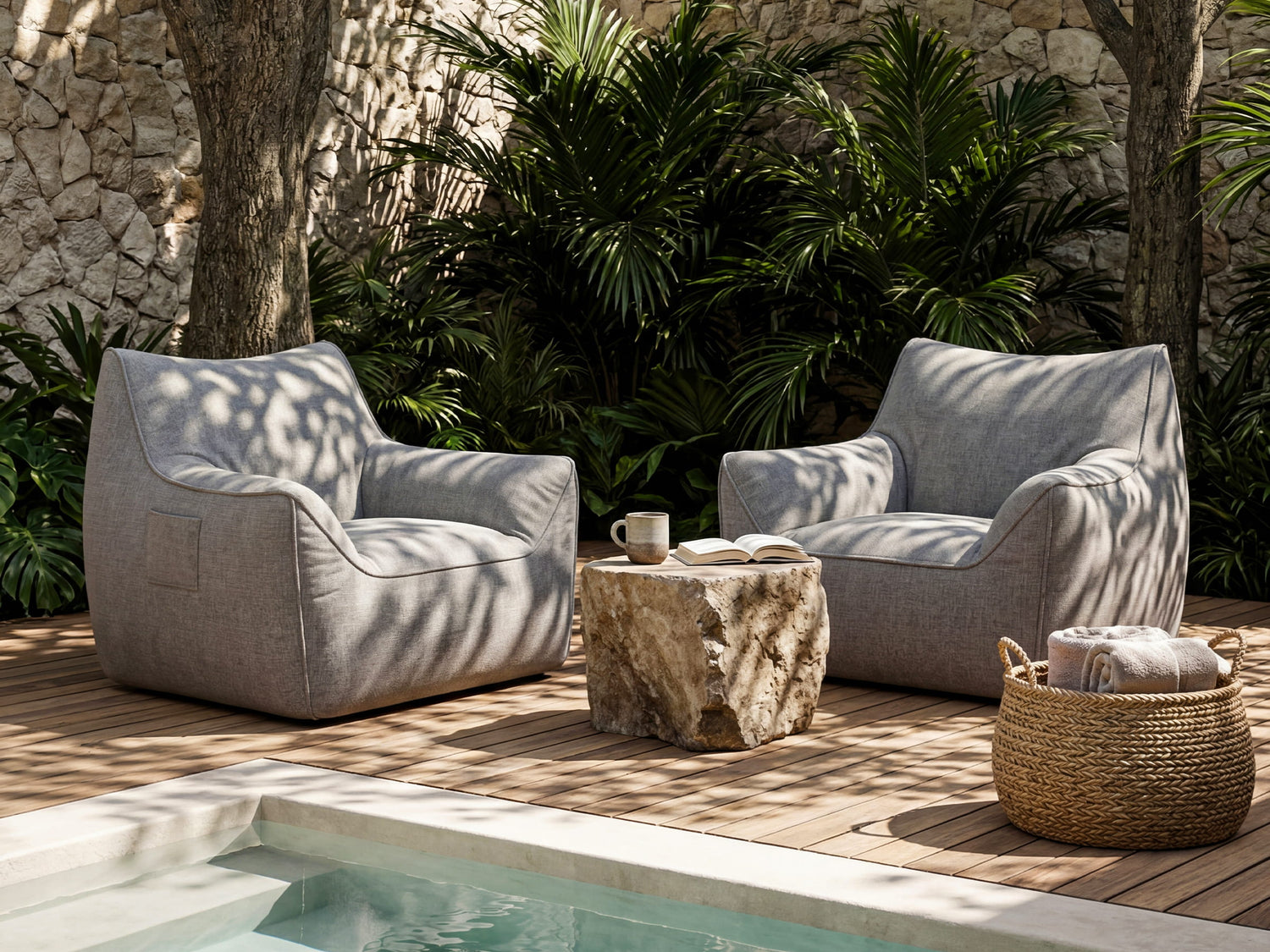 Outdoor Lounge Chair